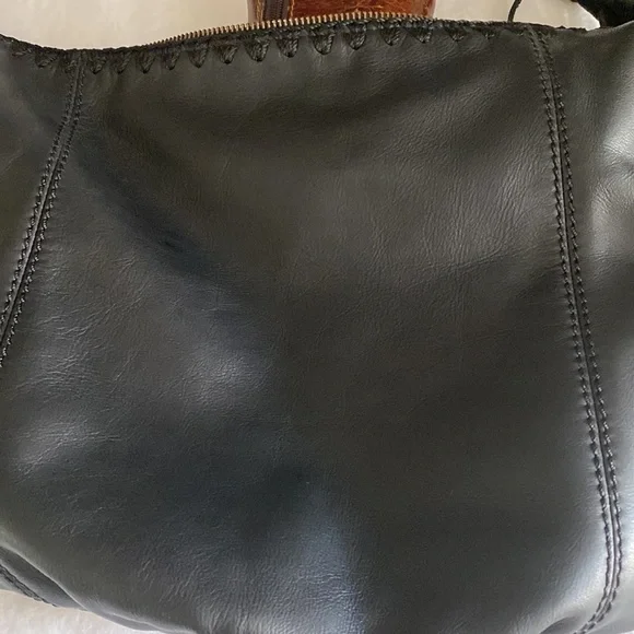 Beautiful SAK purse! In excellent used condition. - Picture 8 of 14